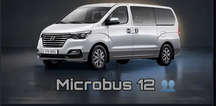 Microbús Hyundai H-1 de 12 pasajeros de Ronald Rent A Car